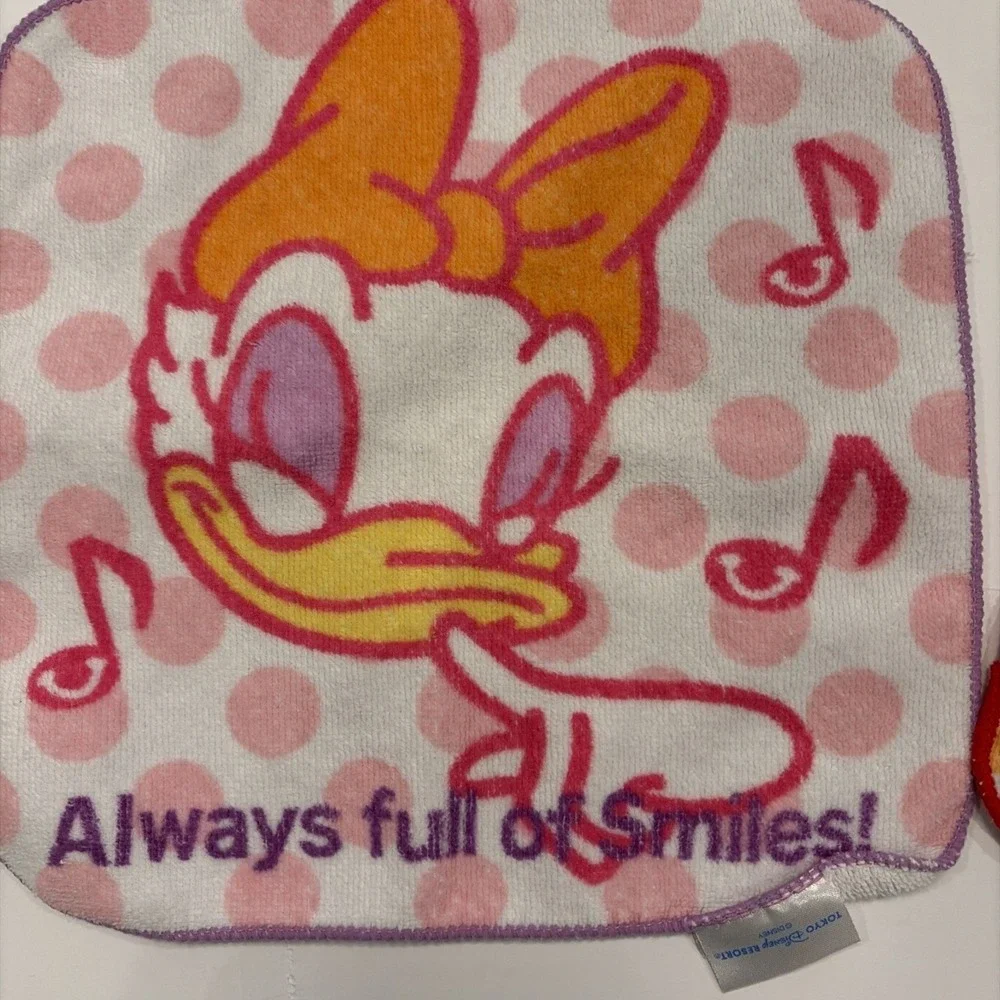 Tokyo Disney Resort Wash Cloth Towels - Minnie Mouse And‎ Daphne